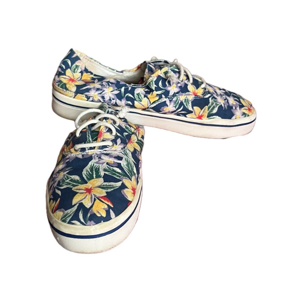Madlove Kendra Lace-up Canvas Sneakers Tropical Print - Picture 5 of 7